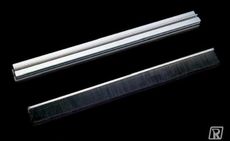 Щетка цоколя створки двери